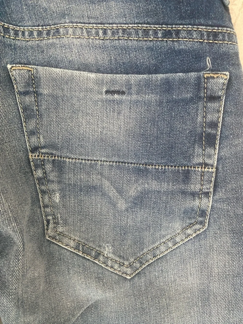 DIESEL Thommer Mens Slim Fit low waist and tapered leg Distressed Jeans | 32/30